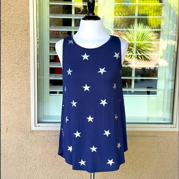 NWOT - OLD NAVY STAR TOP - Picture 1 of 2